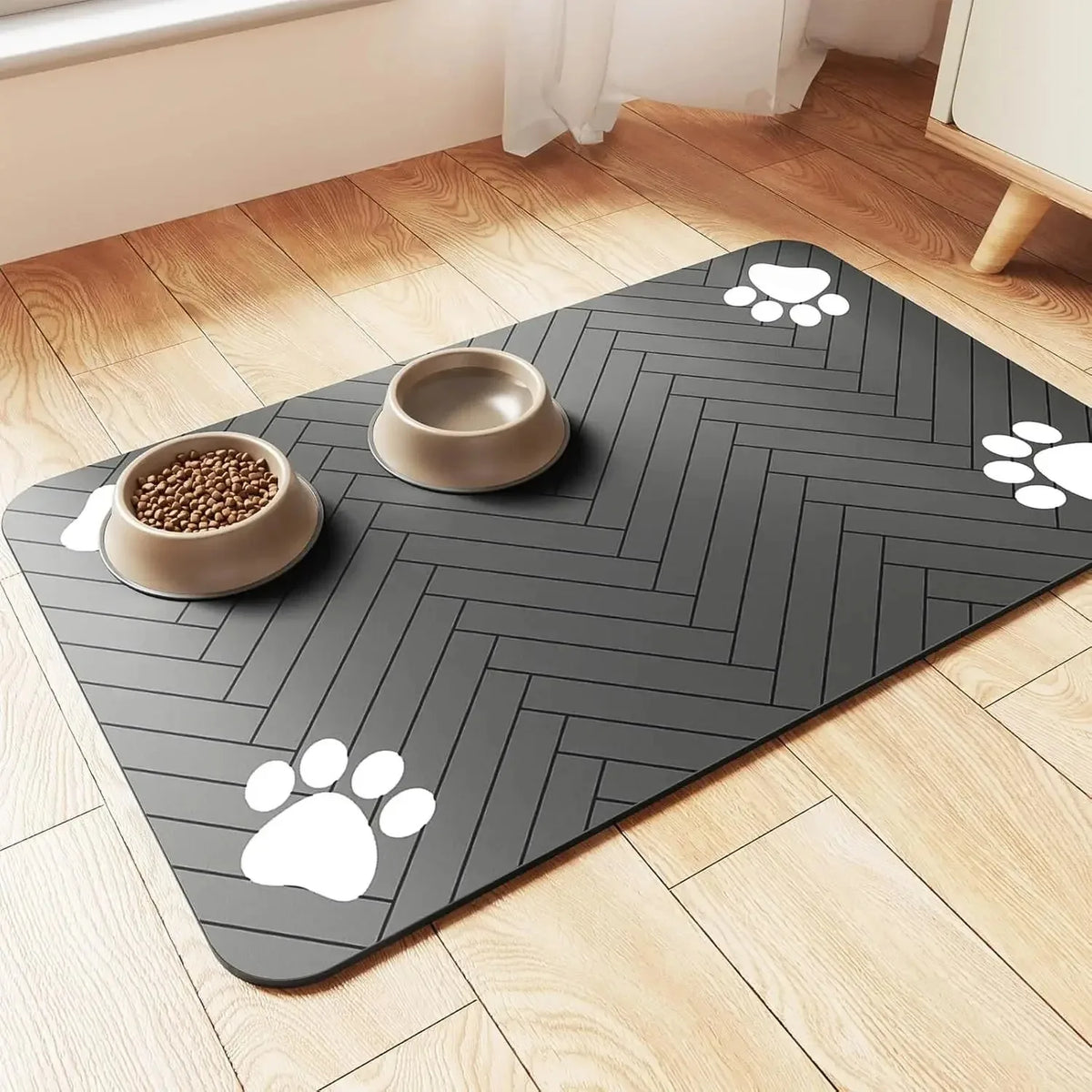 Absorbent Pet Feeding Mat – Non-Slip Rubber Backing, Waterproof, Quick-Dry Placemat for Dogs & Cats