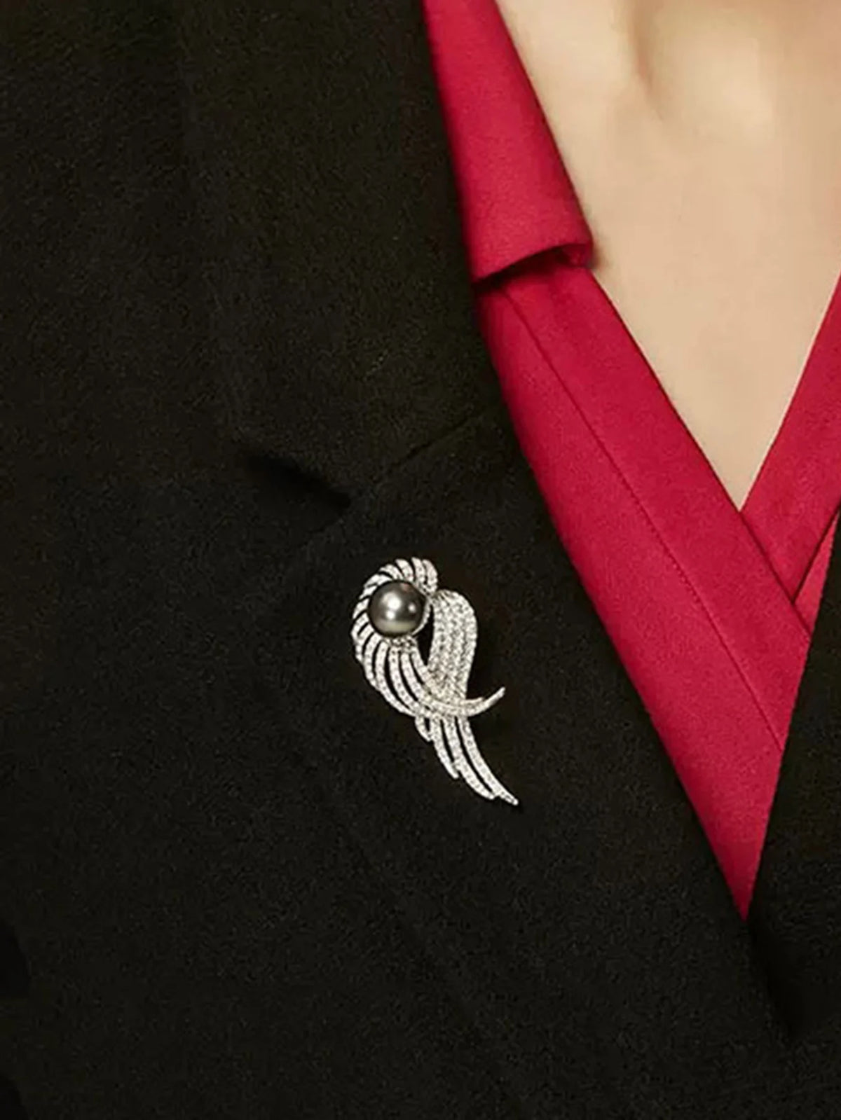 Elegant Tulip Flower Brooch – Women's Fashion Pin