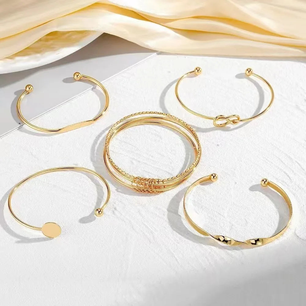 Multilayer Twist Bracelet — Gold & Silver Tone