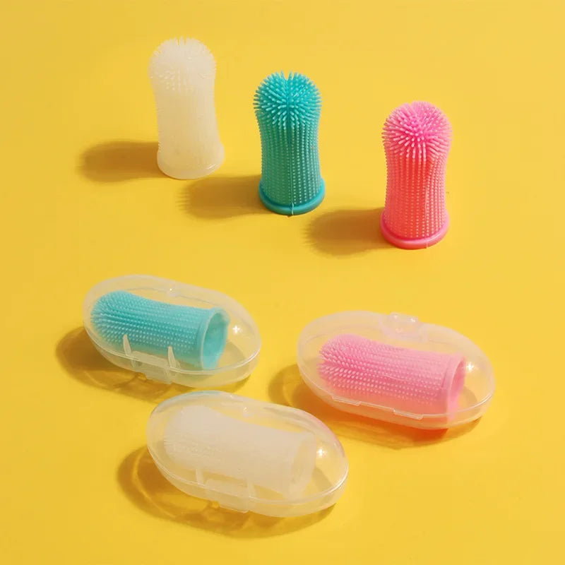 Silicone 360° Finger Toothbrush for Dogs & Cats – Non-Toxic, Breath Care, with Storage Case