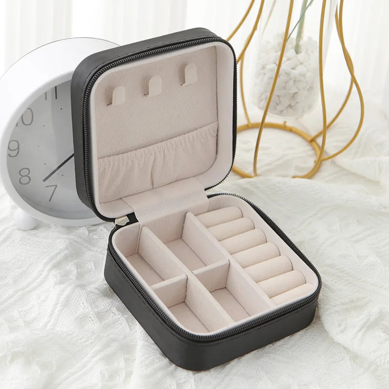 Travel Leather Jewelry Box – Single Layer