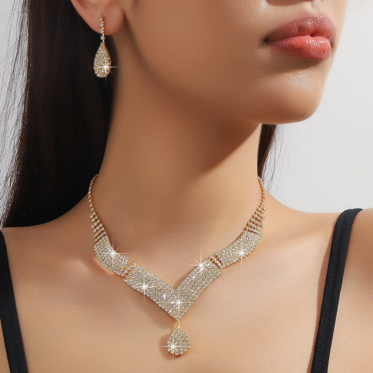 Rhinestone Water Drop Jewelry Set