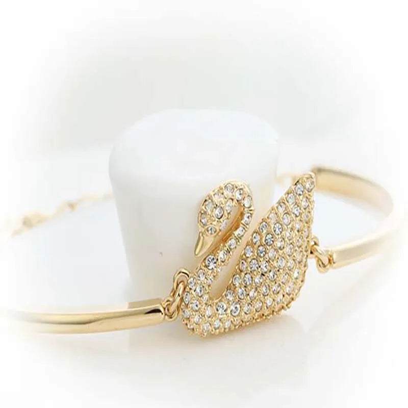 Zircon Charm Bracelet – Butterfly, Daisy & Evil Eye | Gold, Rose Gold & Silver | Women's Luxury Bangle