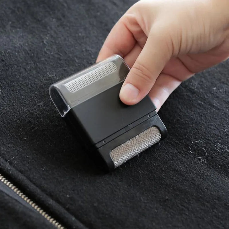 Portable Mini Lint Roller – Travel Size