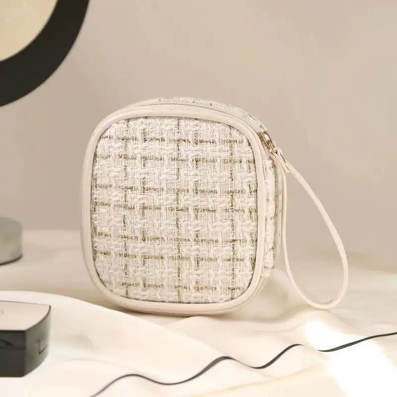 Mini Makeup Pouch – Portable Cosmetic Organizer Bag for Women