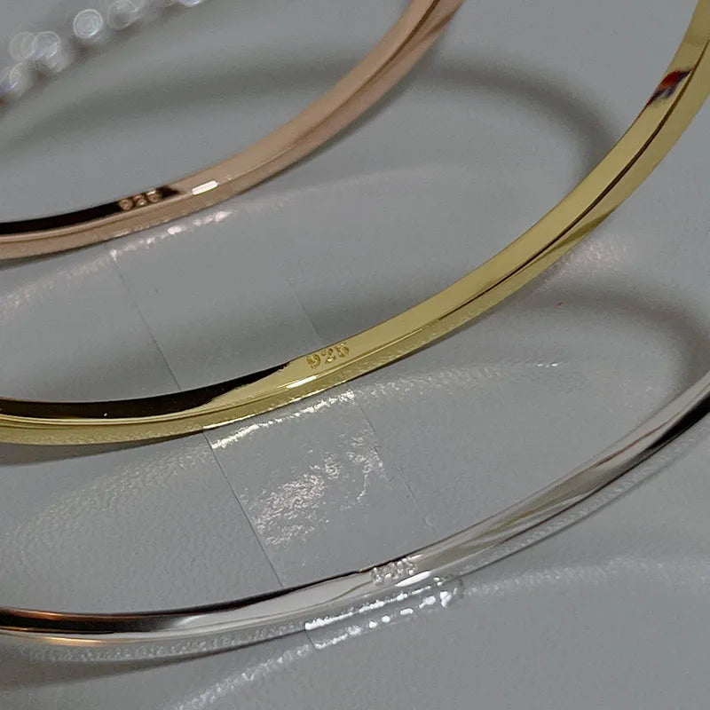 Sterling Silver Zircon Bangle
