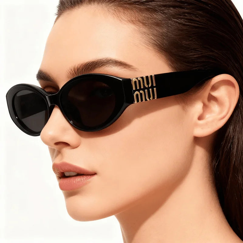 Women's Oval Cat-Eye Sunglasses – UV400 Gradient Lenses, Gold Logo Detail