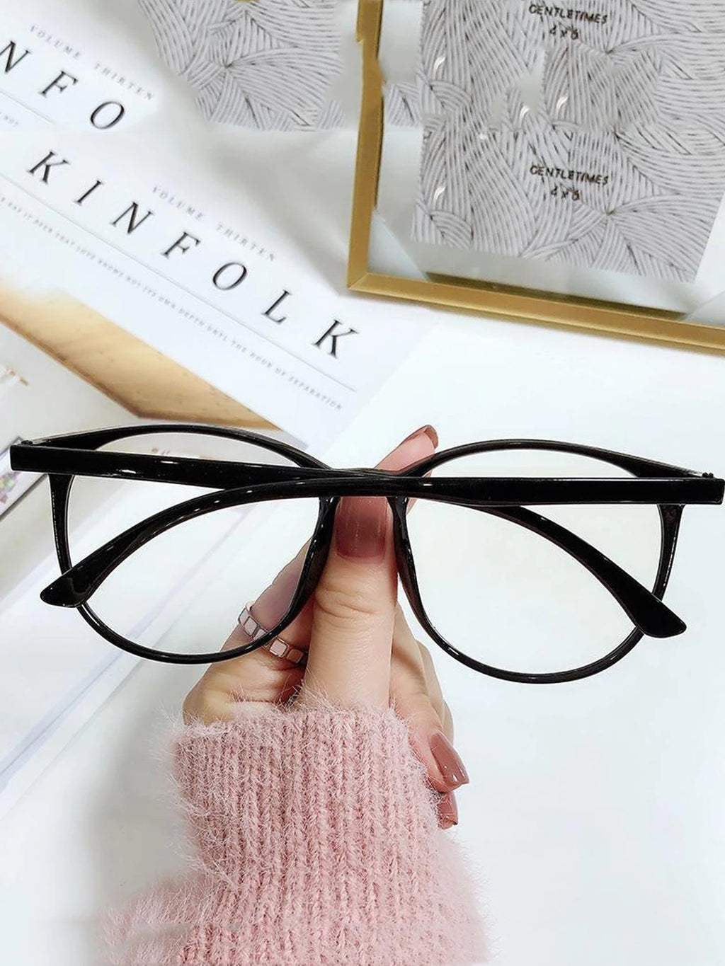 Women's Anti-Blue Light Glasses – Lightweight Rectangle Frame
