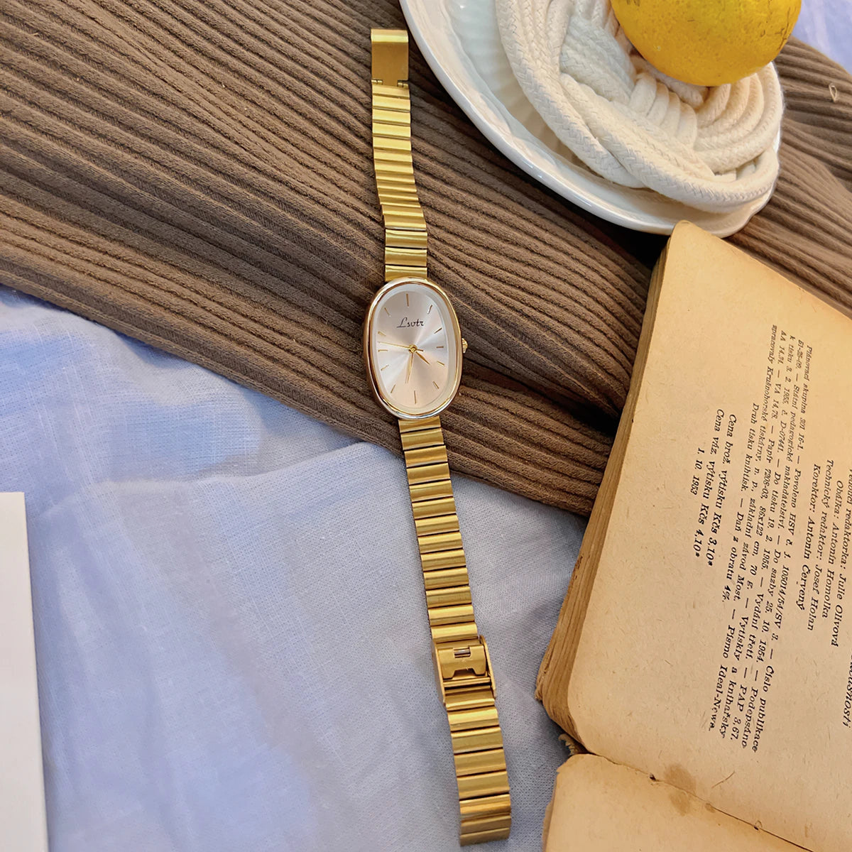 Women's Vintage Quartz Watch