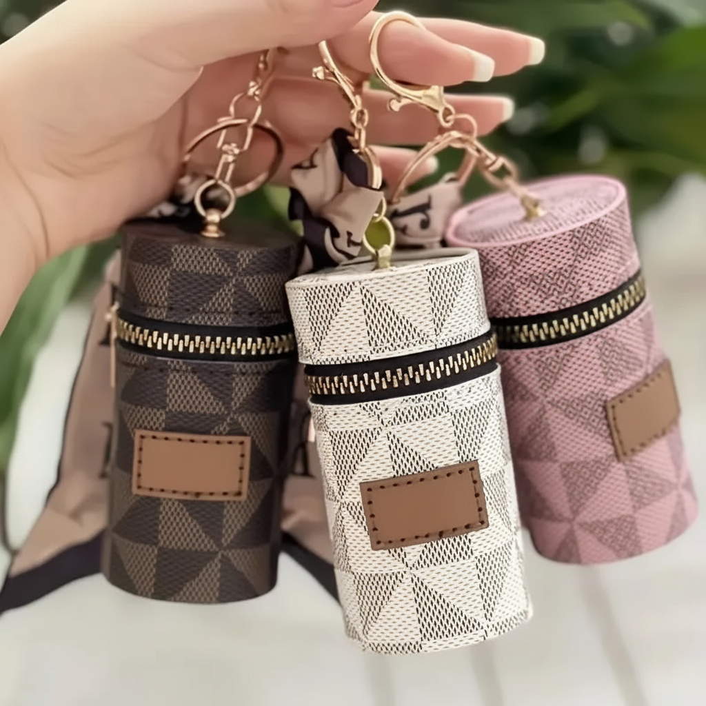 Porte-clé rose nettoyé
